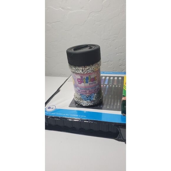 Kid's Art Set, Giltter and Crayons - Picture 1 of 9